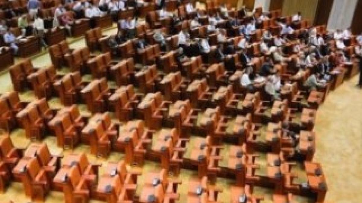 parlamentul-la-bilant-cat-au-cheltuit-deputatii-in-2012-pe-plimbarile-in-strainatate-87783-1