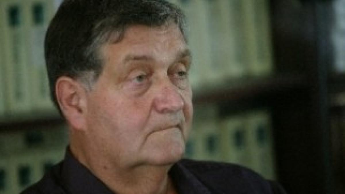 alex-stefanescu-dece