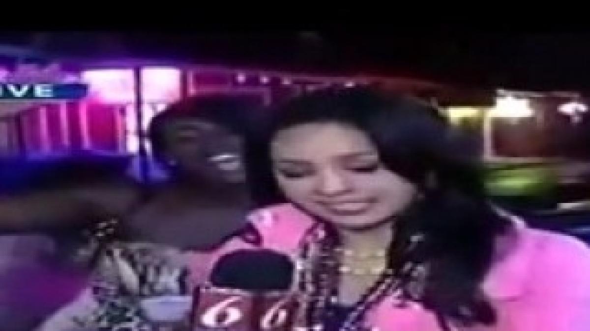 reporter-femeie-beata