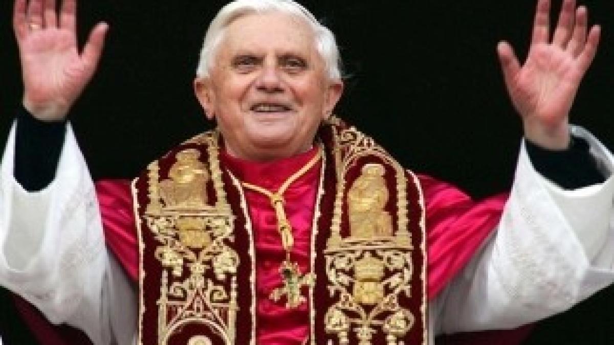 Papa-Benedict-XVI-lea