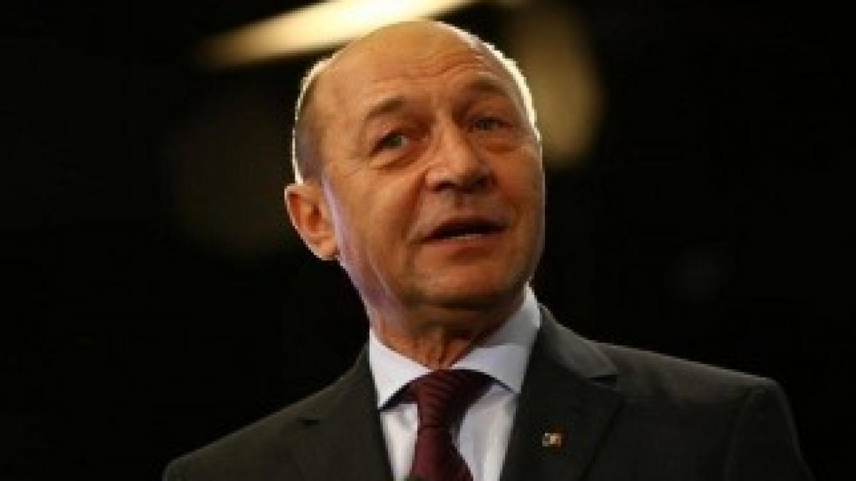 traian_basescu-dece