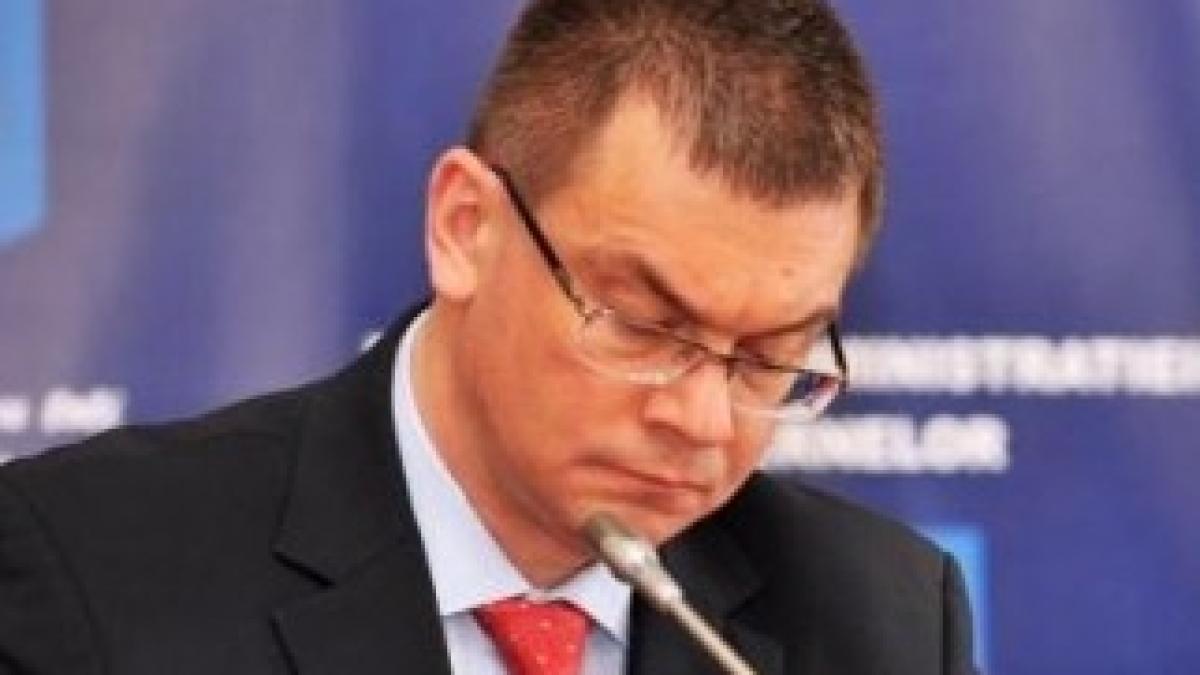 cum-si-a-marit-mihai-razvan-ungureanu-salariul-uite-dovada-incontestabila-168718