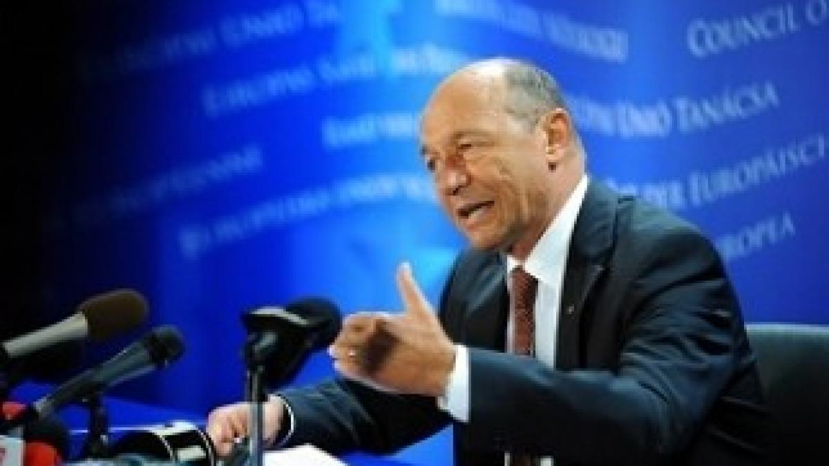 basescu-dece