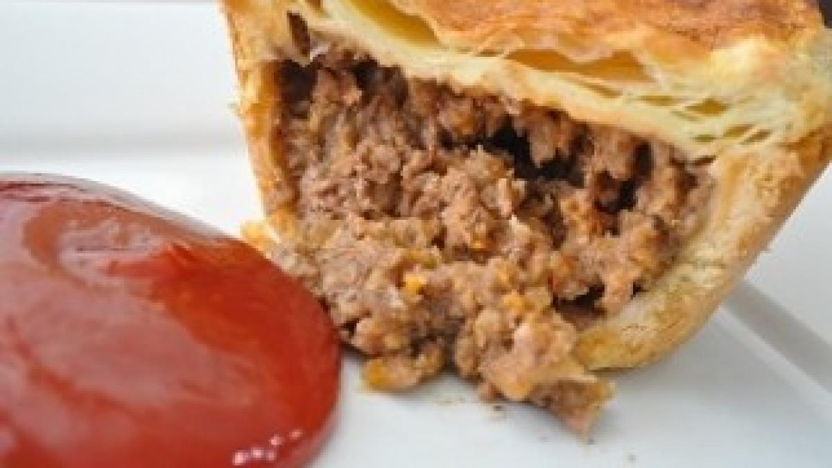 placinta-cu-carne-dece