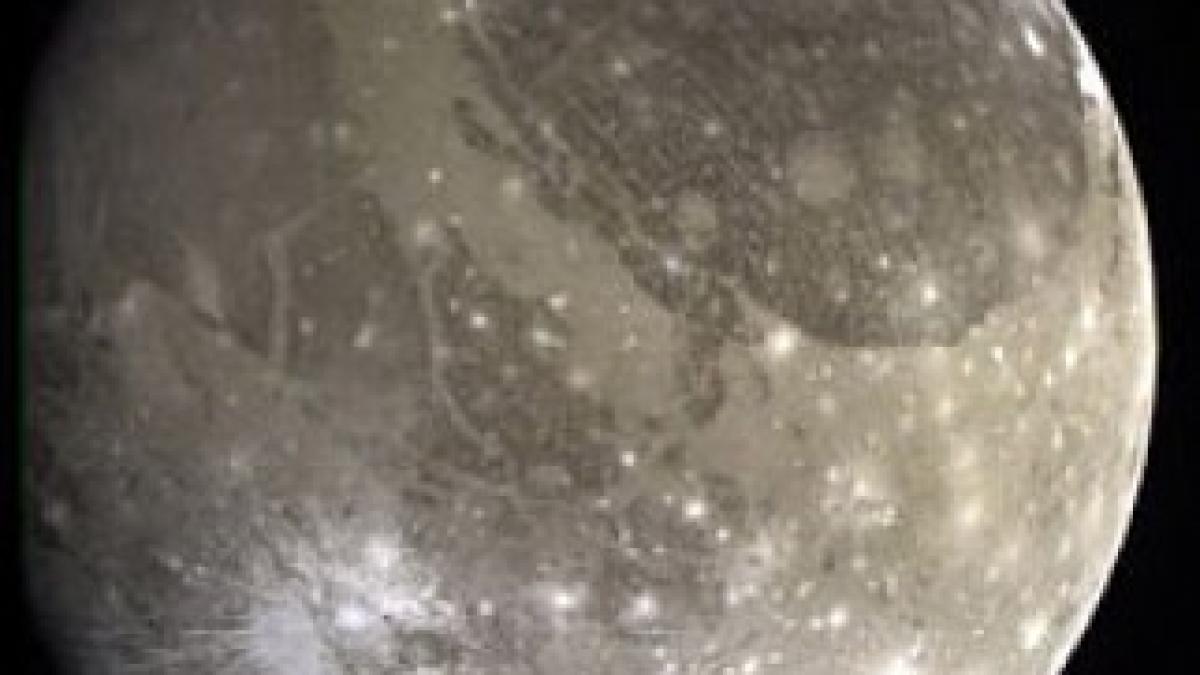 250px-Ganymede_g1_true_2