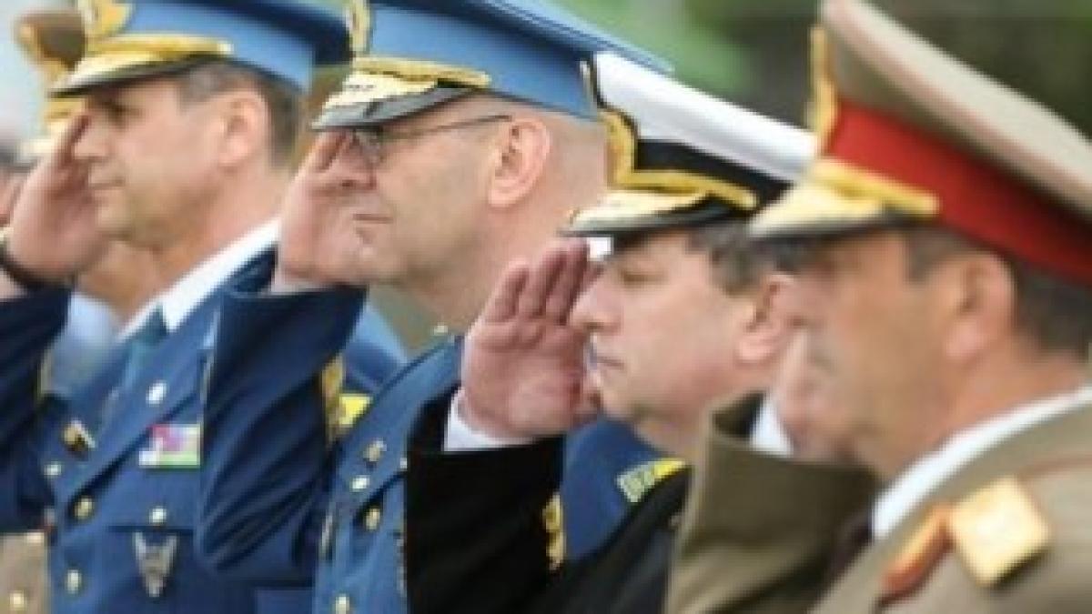 militari-amirali-dece