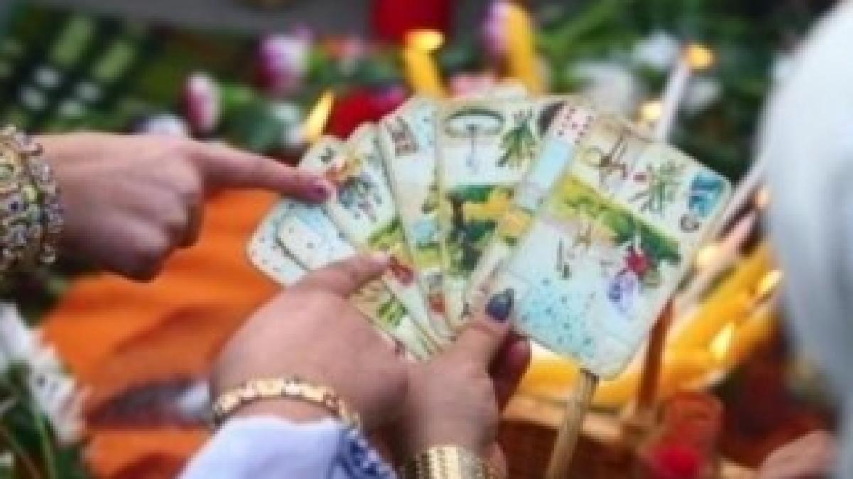 regina-magiei-negre-si-printesa-magiei-albe-condamnate-la-inchisoare-pentru-dare-de-mita-18457094