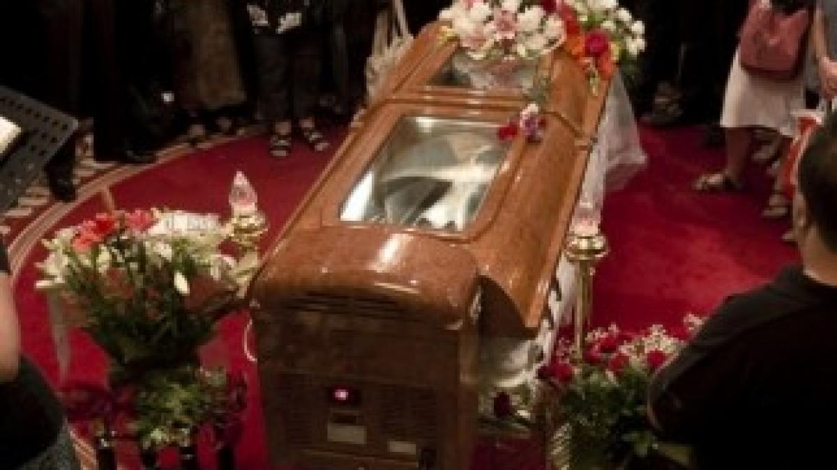 article-2401108-1B6A9042000005DC-336_634x457