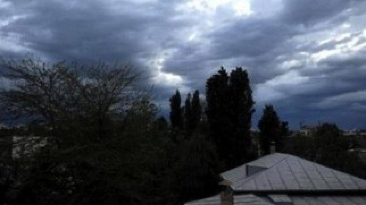 avertizare-de-furtuna