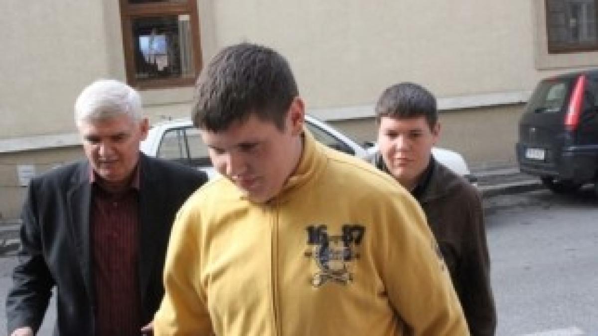 baietii-unor-avocati-din-timis-arestati-pentru-29-de-zile-ce-au-gasit-procurorii-in-calculatorul-lor-este-socant-225909