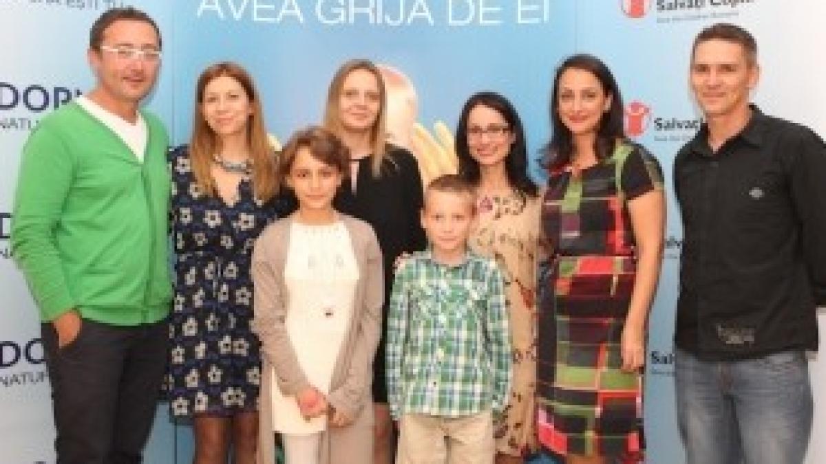 Familia-Zaharia-Tudor-Giurgiu-si-echipa-Coca-Cola-Romania