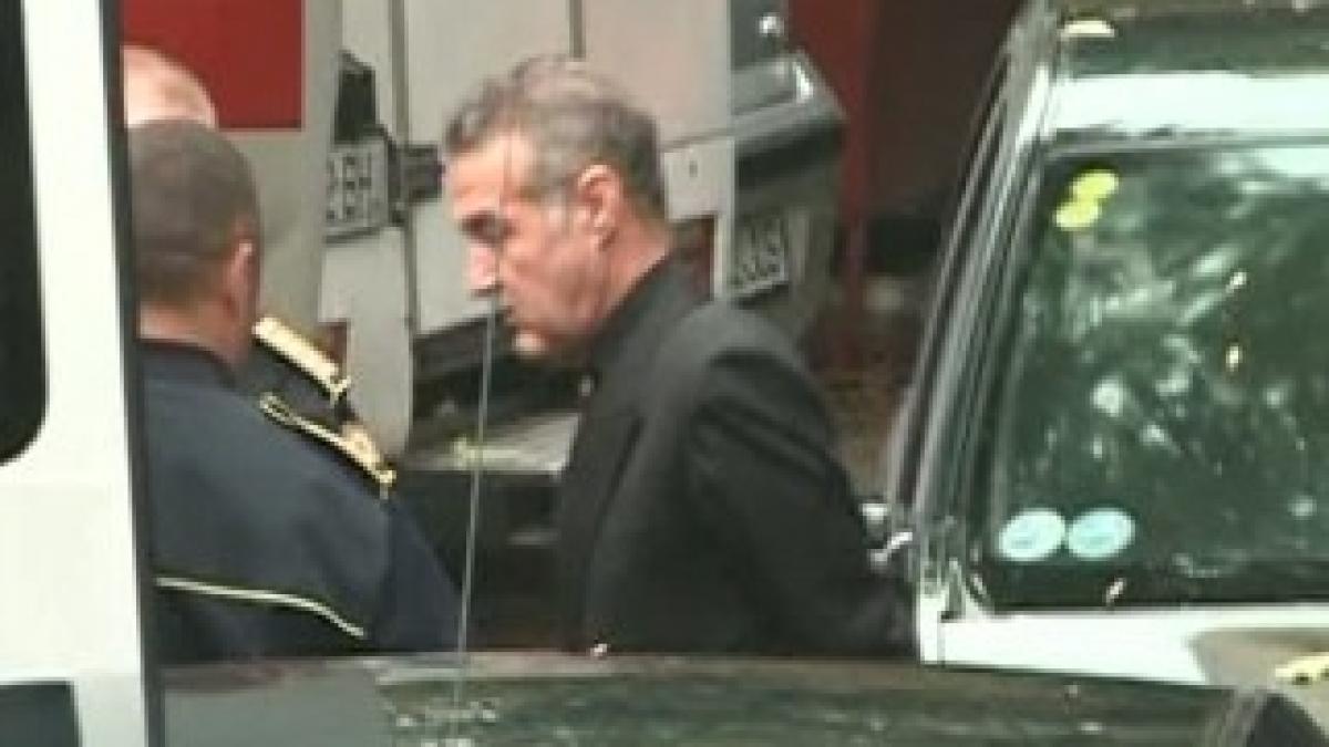 gigi_becali_97645300