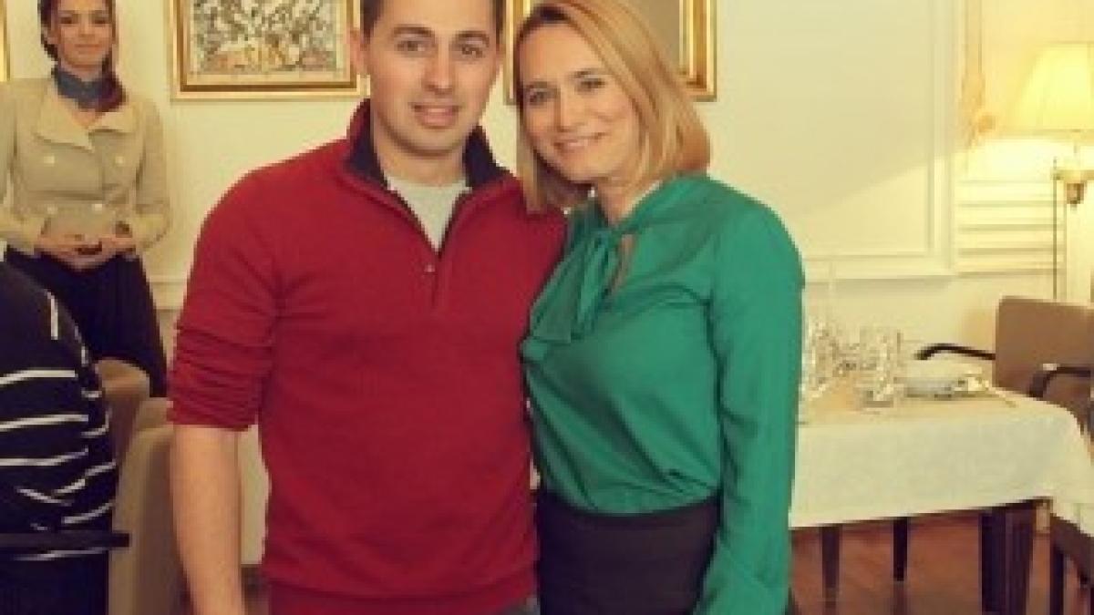 1001277_10202534394700706_330268424_n