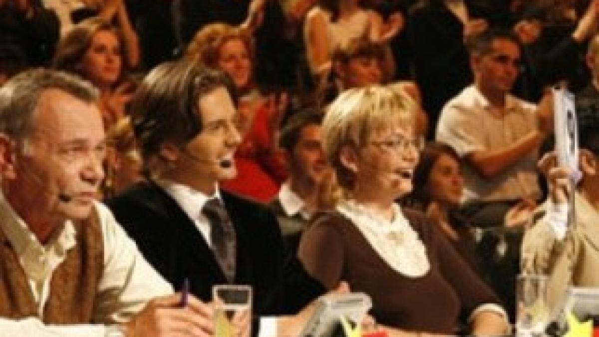 25_512014_dansez_pentru_tine_juriu_2152064_mediafax_foto_mediafax_foto_72529300