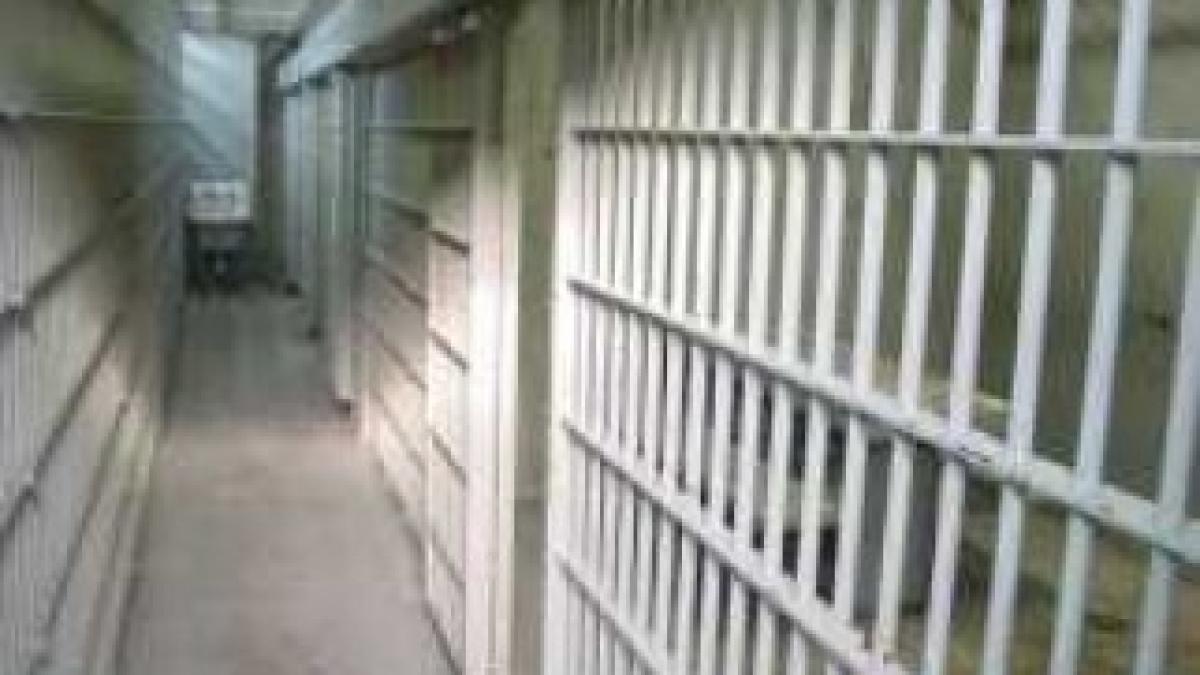 inchisoare-culoar-kv36v4-thumb-250-0-18