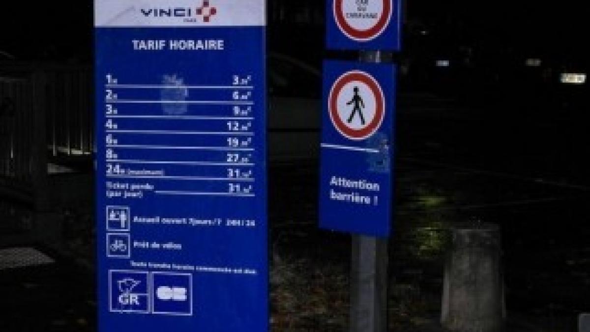 fc5eeb9dde983811f0b11a046e38aff4