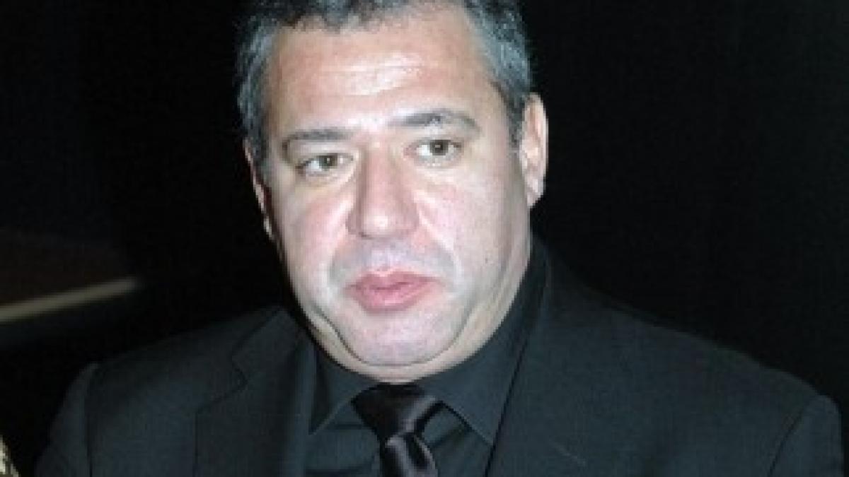 adrian-iovan-sot-romanita