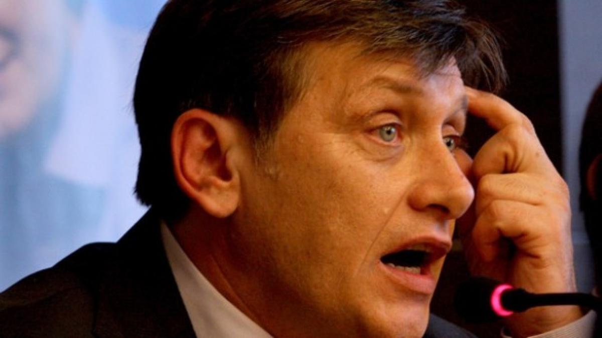 crin_antonescu_79563200