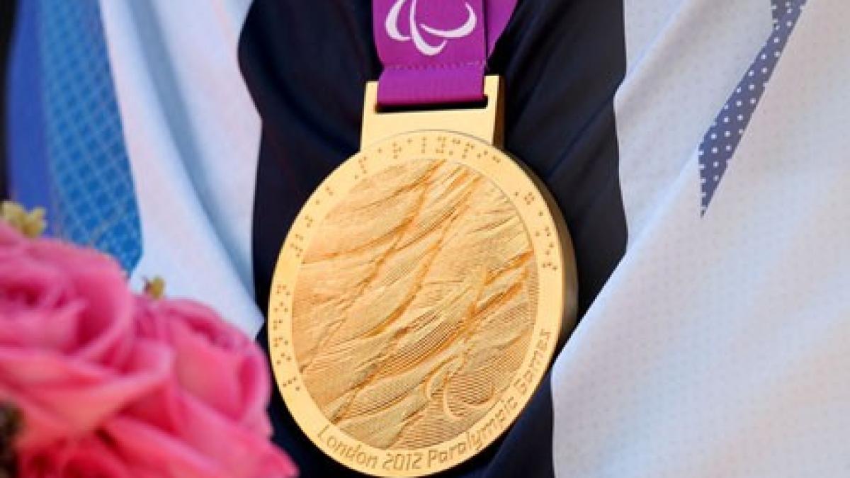 medialie_de_aur_47128100