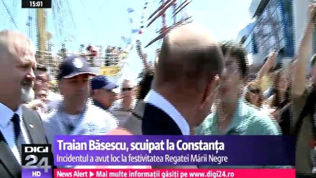 basescu_scuipat_15450500