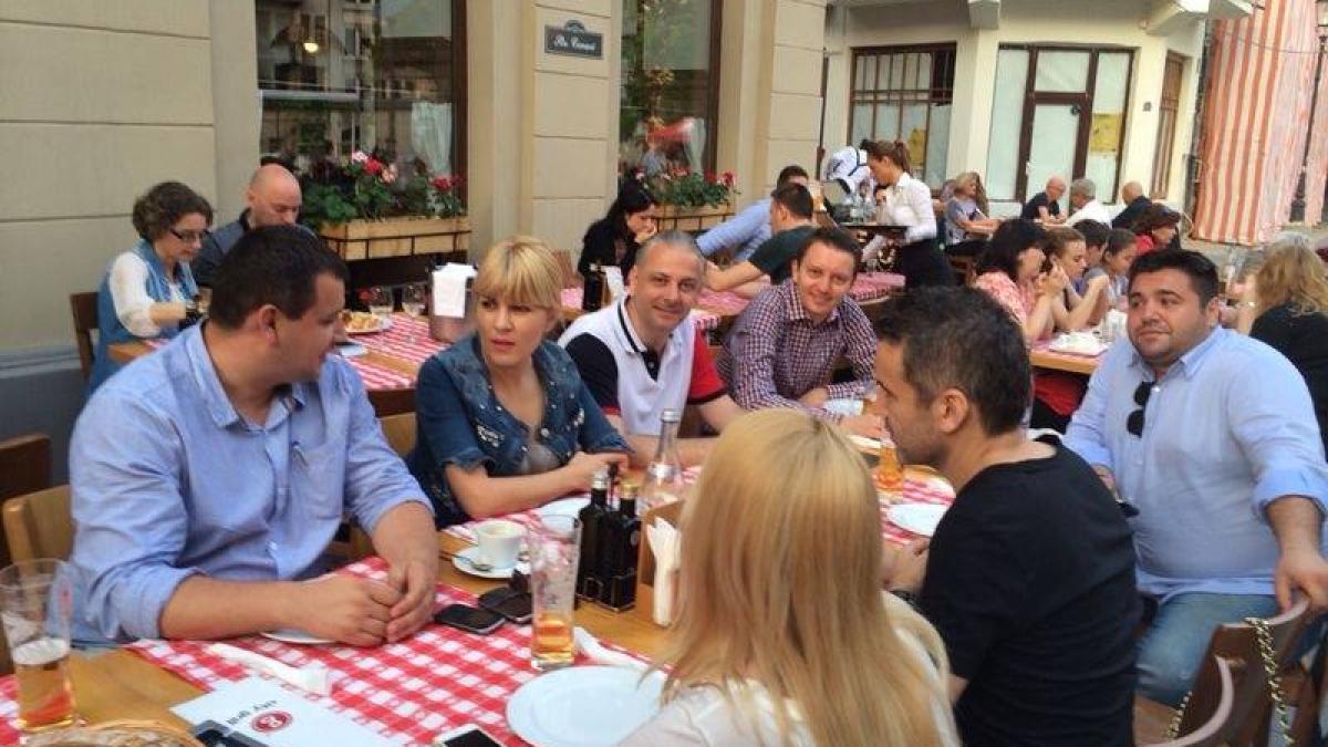 10370448_10152257099489584_8611849197935836463_n_29731100