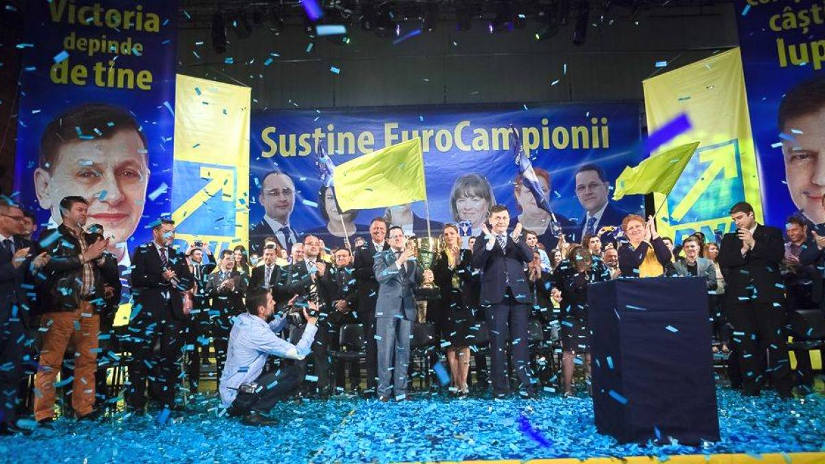 antonescu_iohannis_33554400