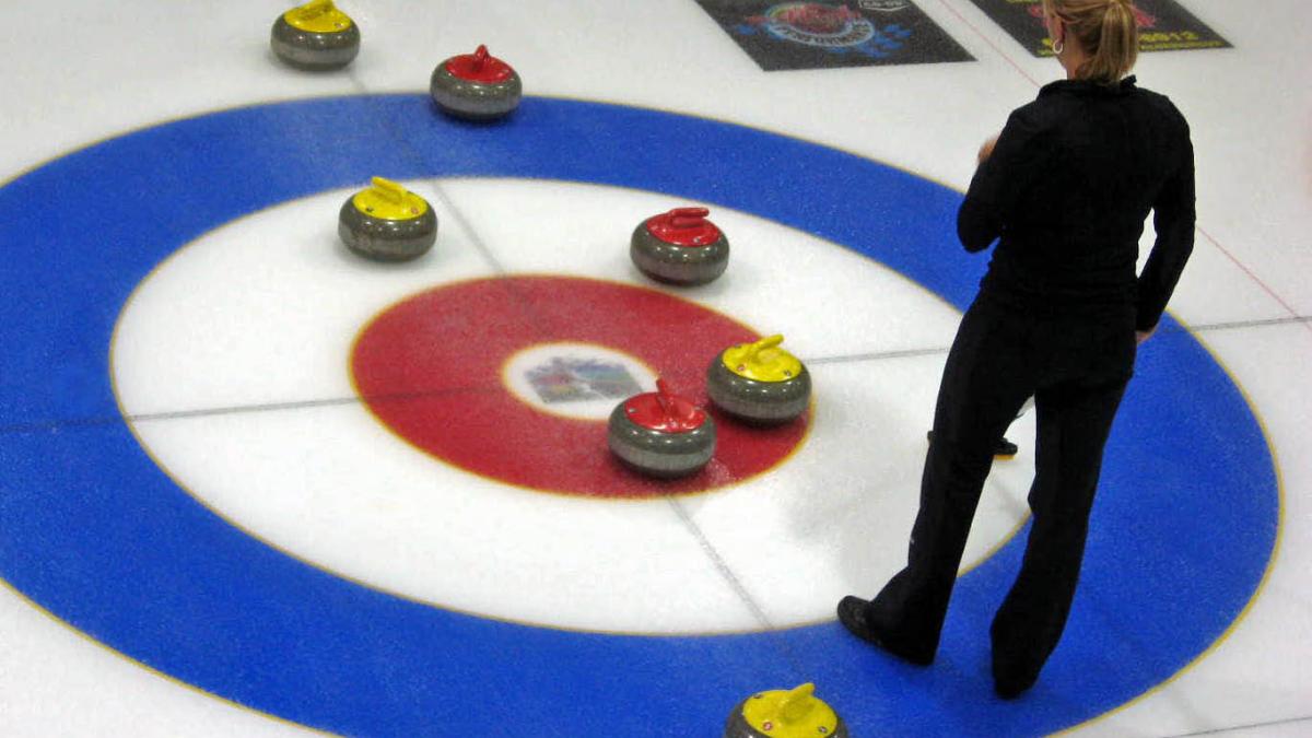curling_97922700