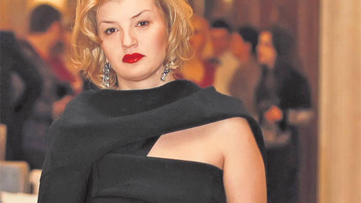 ioana_basescu_20122012_04033500