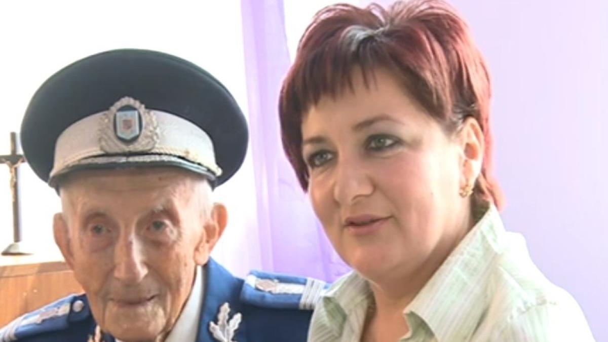 cel_mai_batran_utilizator_de_facebook_81488700