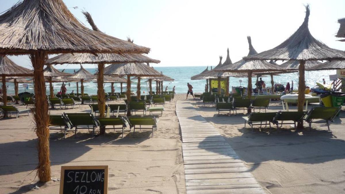 707_7581_13_49912800