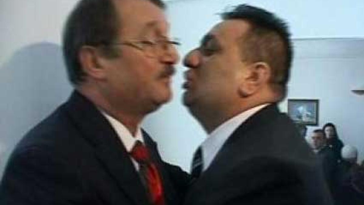 mircea_basescu_bercea_mondialu_45764100