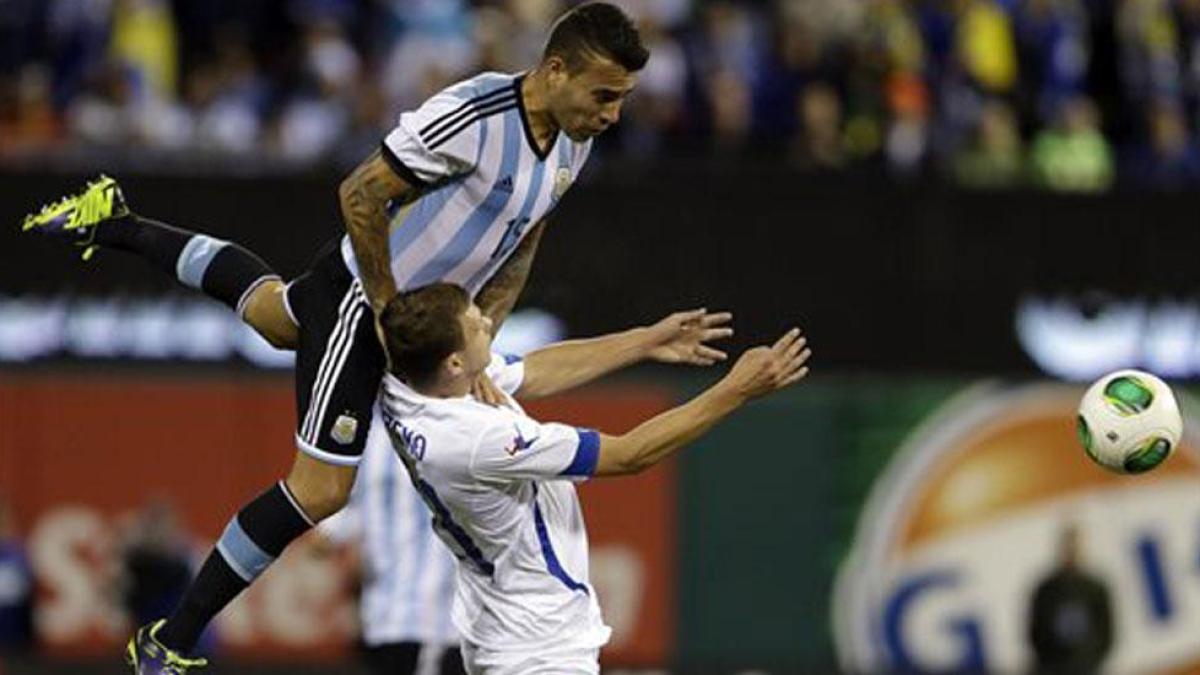 argentina___bosnia_hertegovina_00672800