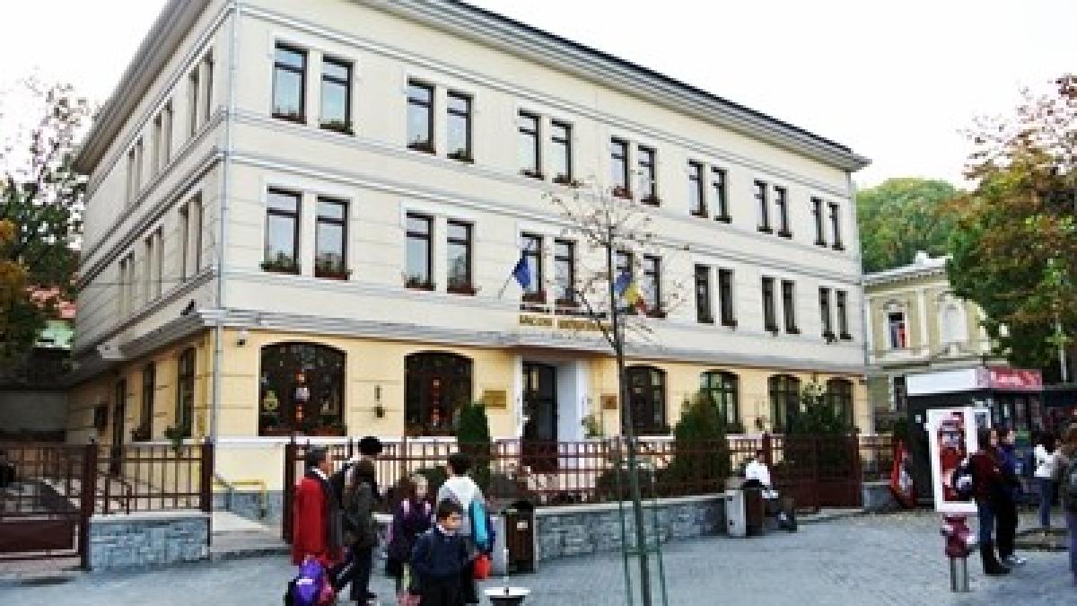 scoala_iacob_muresianu_brasov__41890100