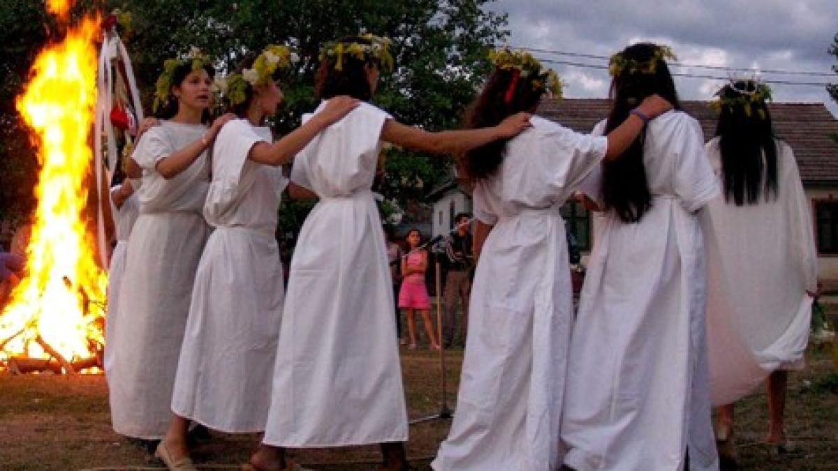 sanziene_traditii_11499300