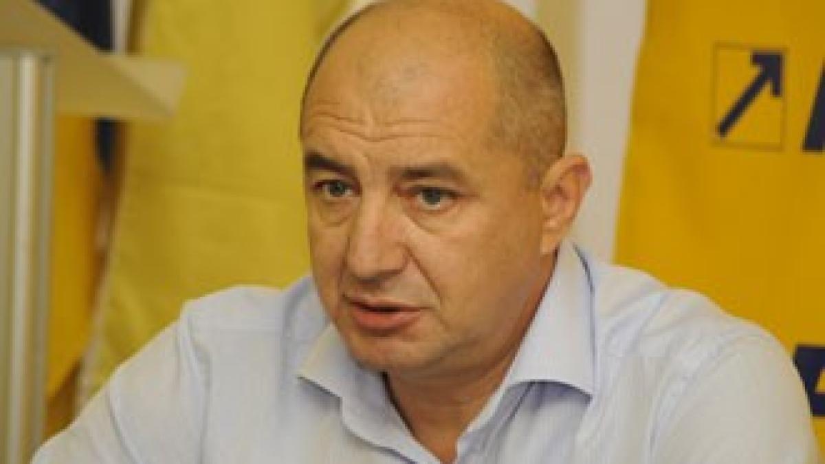 titi_holban_92747400