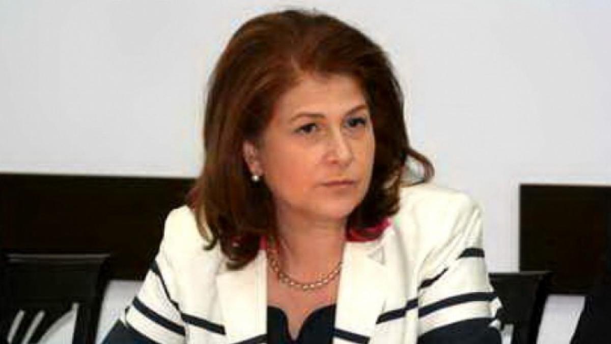 rovana_plumb_06630800