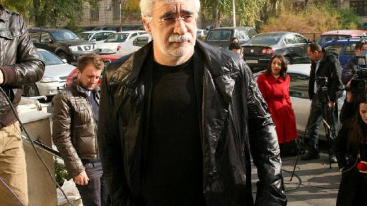 58454adrian_sarbu_1_72623600