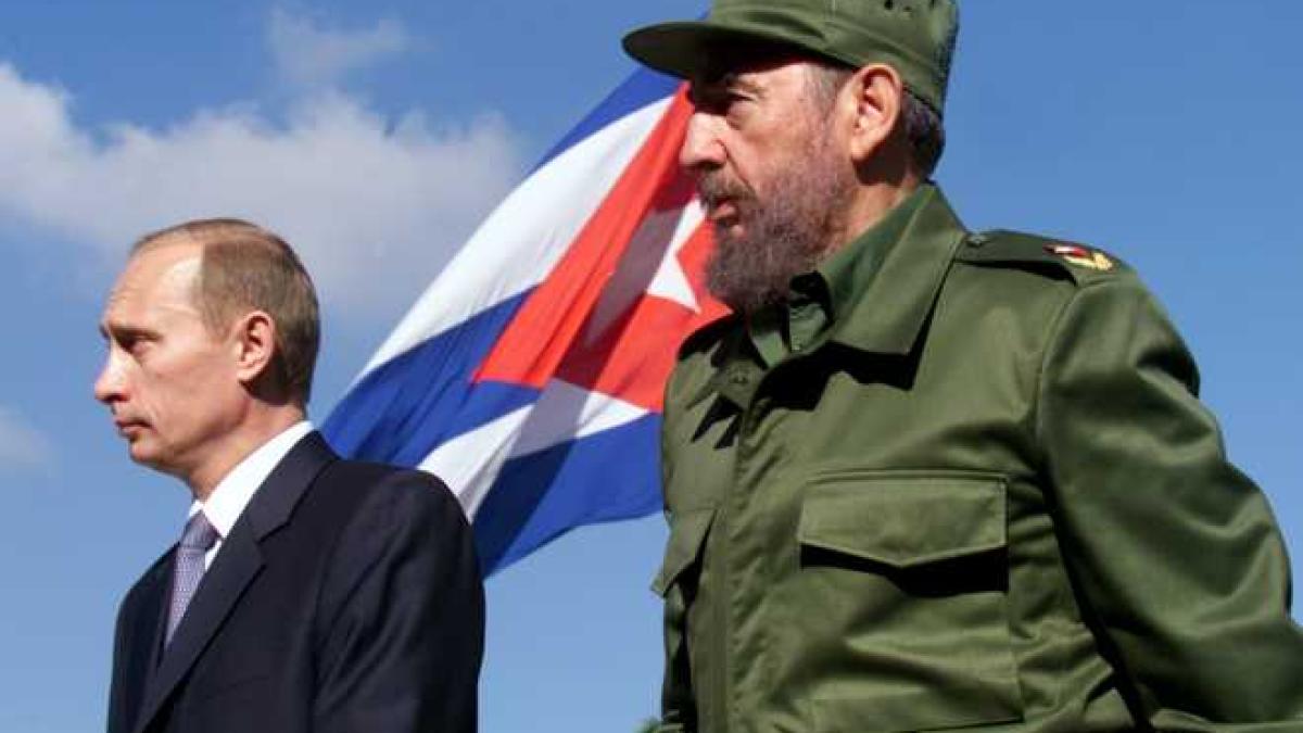 putin_castro_16326000