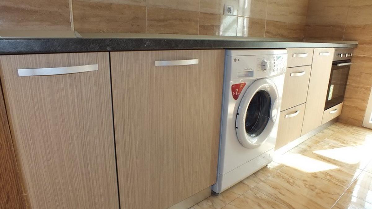 corpuri_de_bucatarie_cu_masina_de_spalat_rufe_86032400