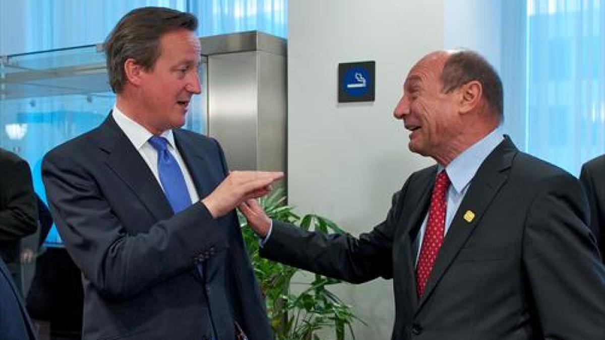 basescu_si_cameron_20041000