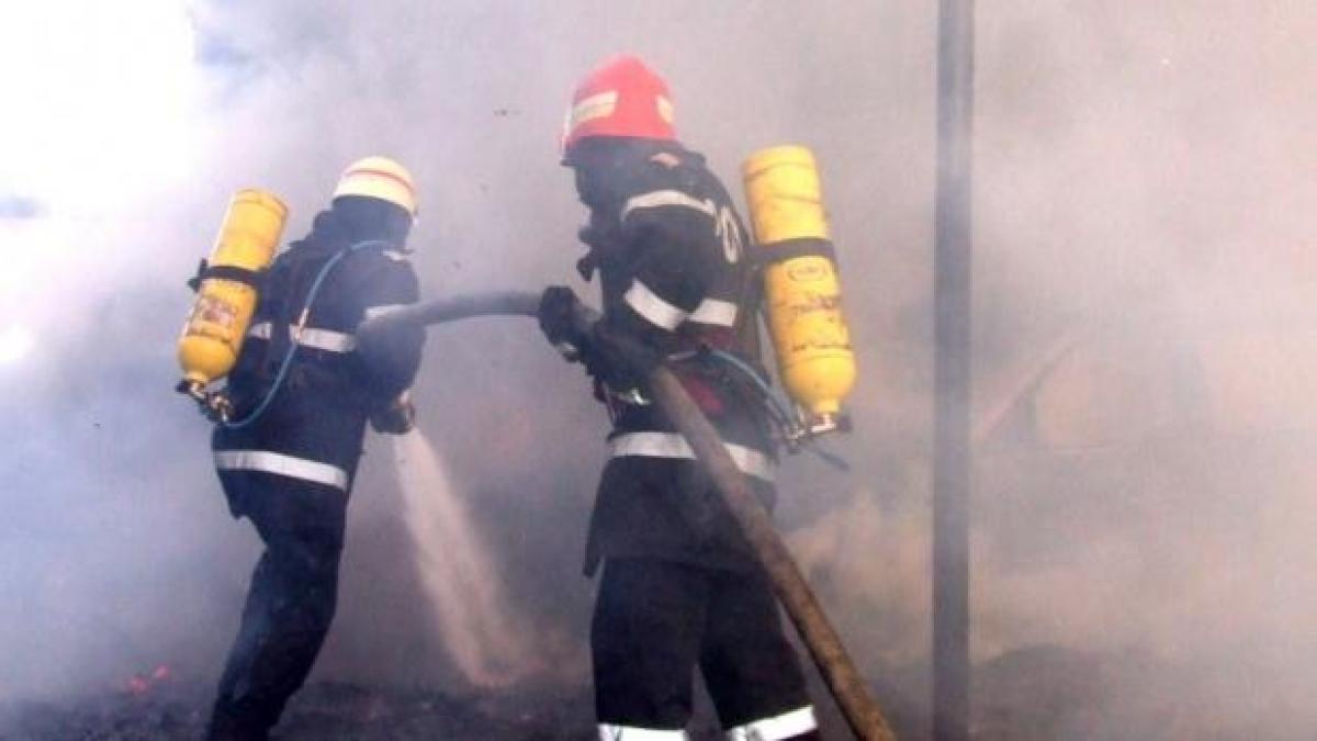 incendiu_centrul_vechi_14510400