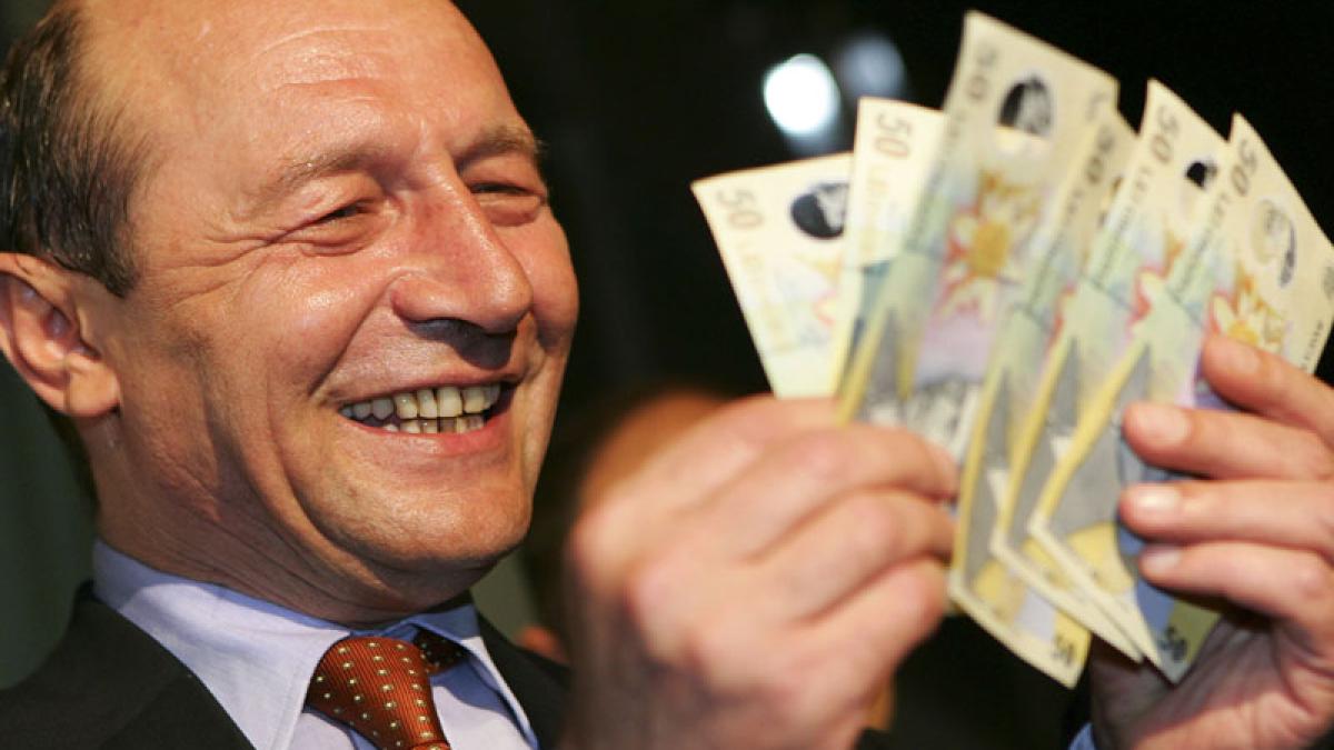 basescu_bani_25067300