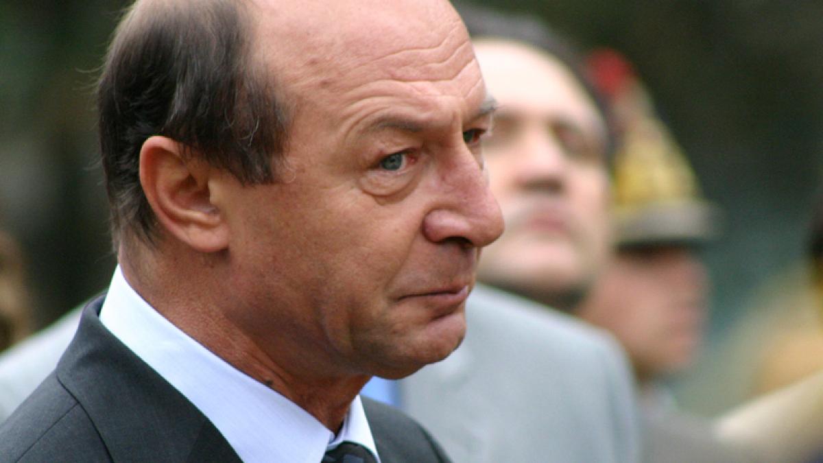 1286363322basescu_traian_tv1_6_75903700