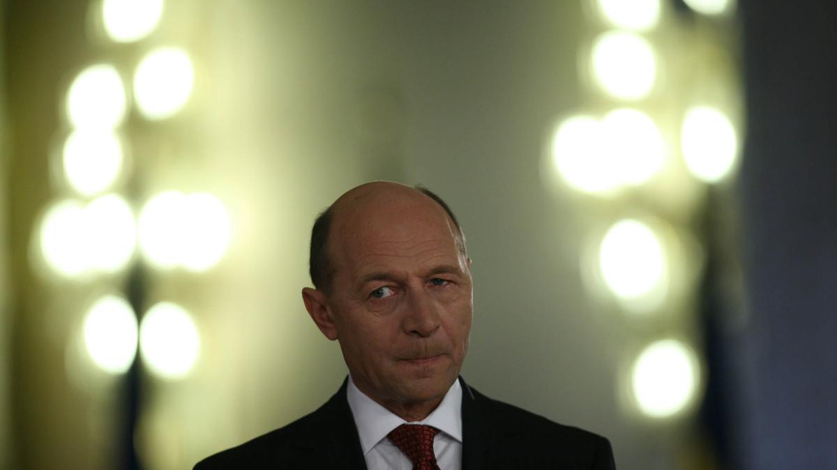 1352896160traian_basescu_mr_7_46546500