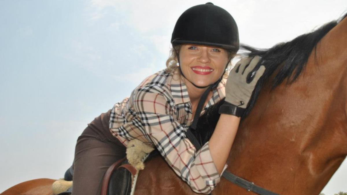 603827_10151837710811679_1242817329_n_07896100