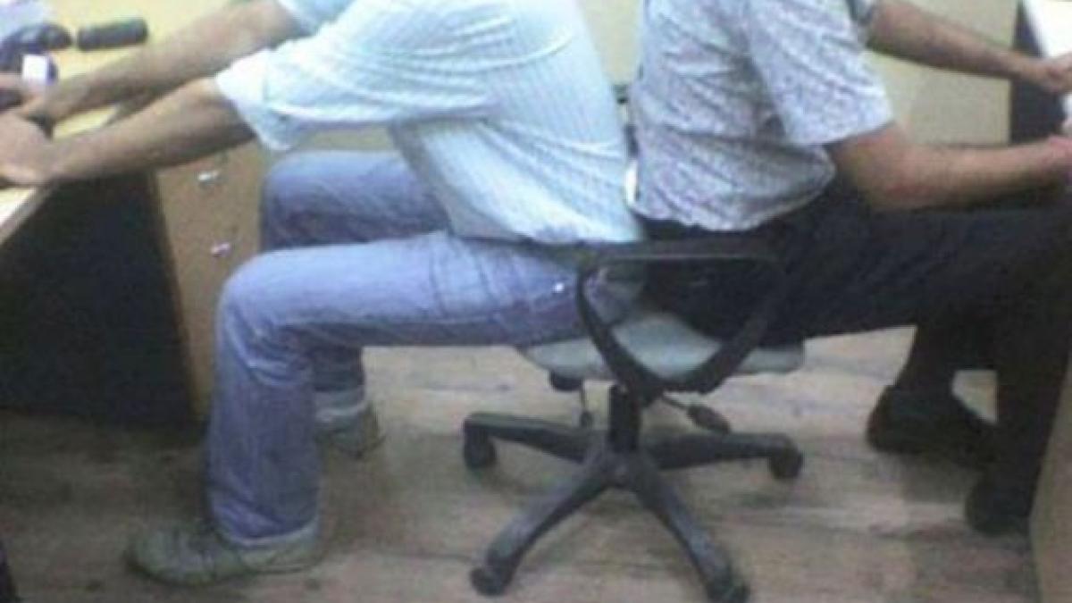 01_work_fails_job_lols_17_37344200
