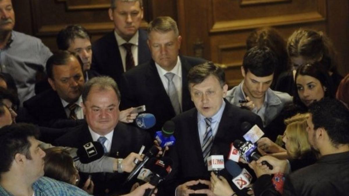 discuprc_c8prc_9bie_iohannis___blagaprc_2c_la_sediul_pnlprc_2c_prc_c3prc_aen_prezenprc_c8prc_9ba_lui_antonescu_484804_40584700