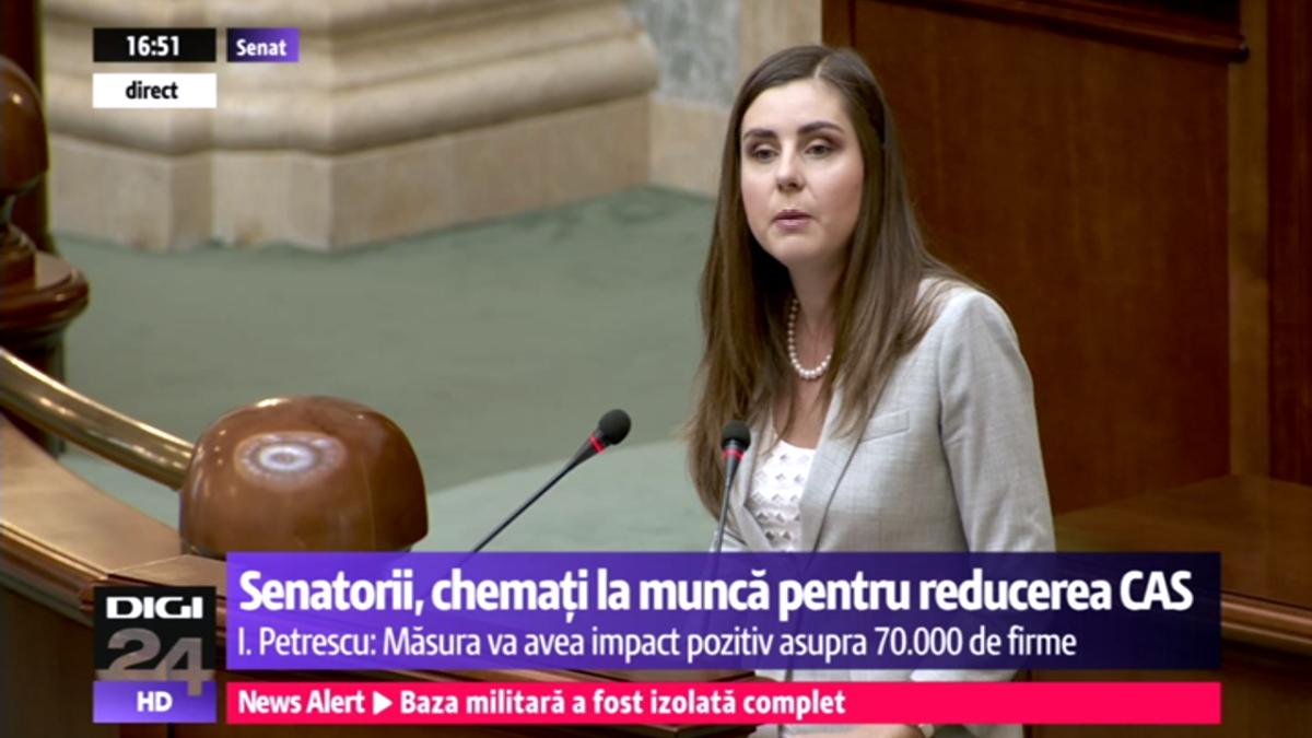 ioana_petrescu_73735500