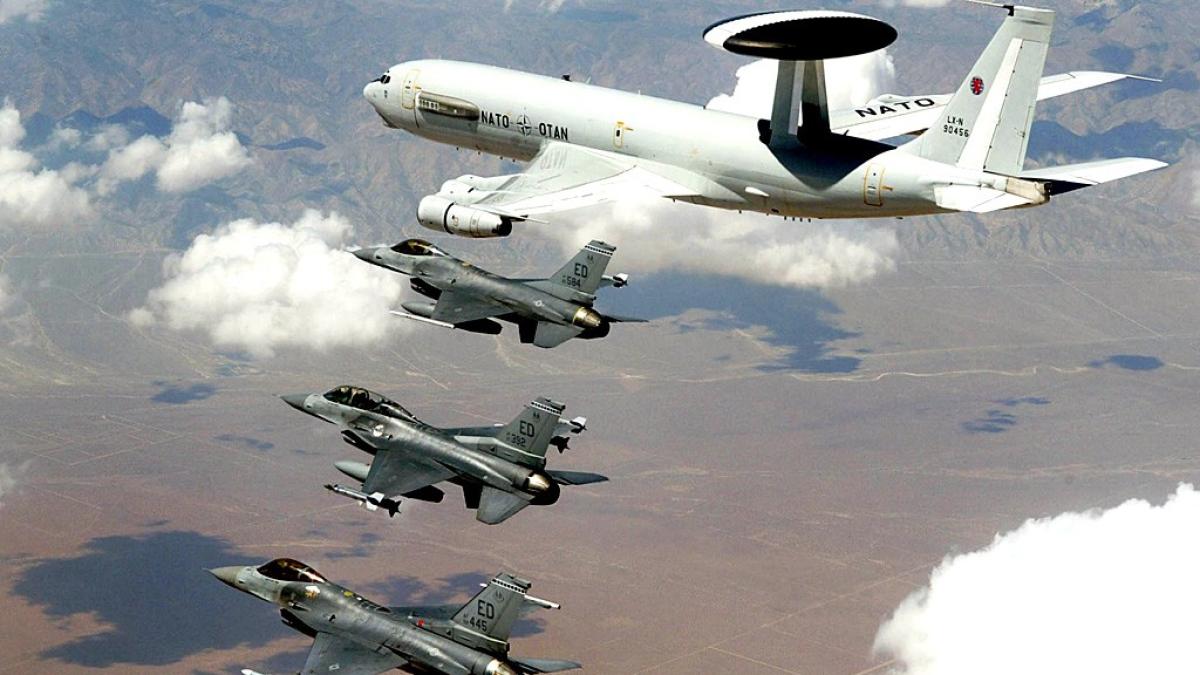 f_16lar_eskort_gorevinde_59127000