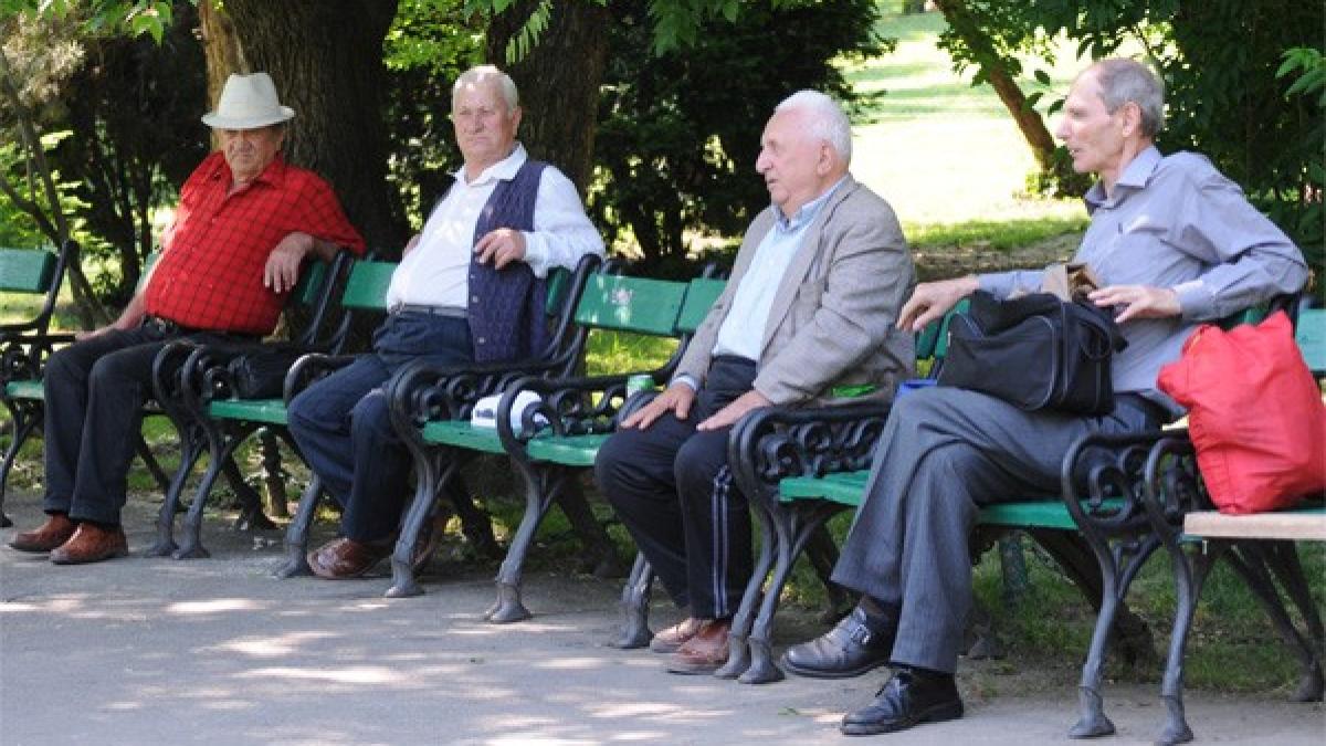 pensionari_84741100